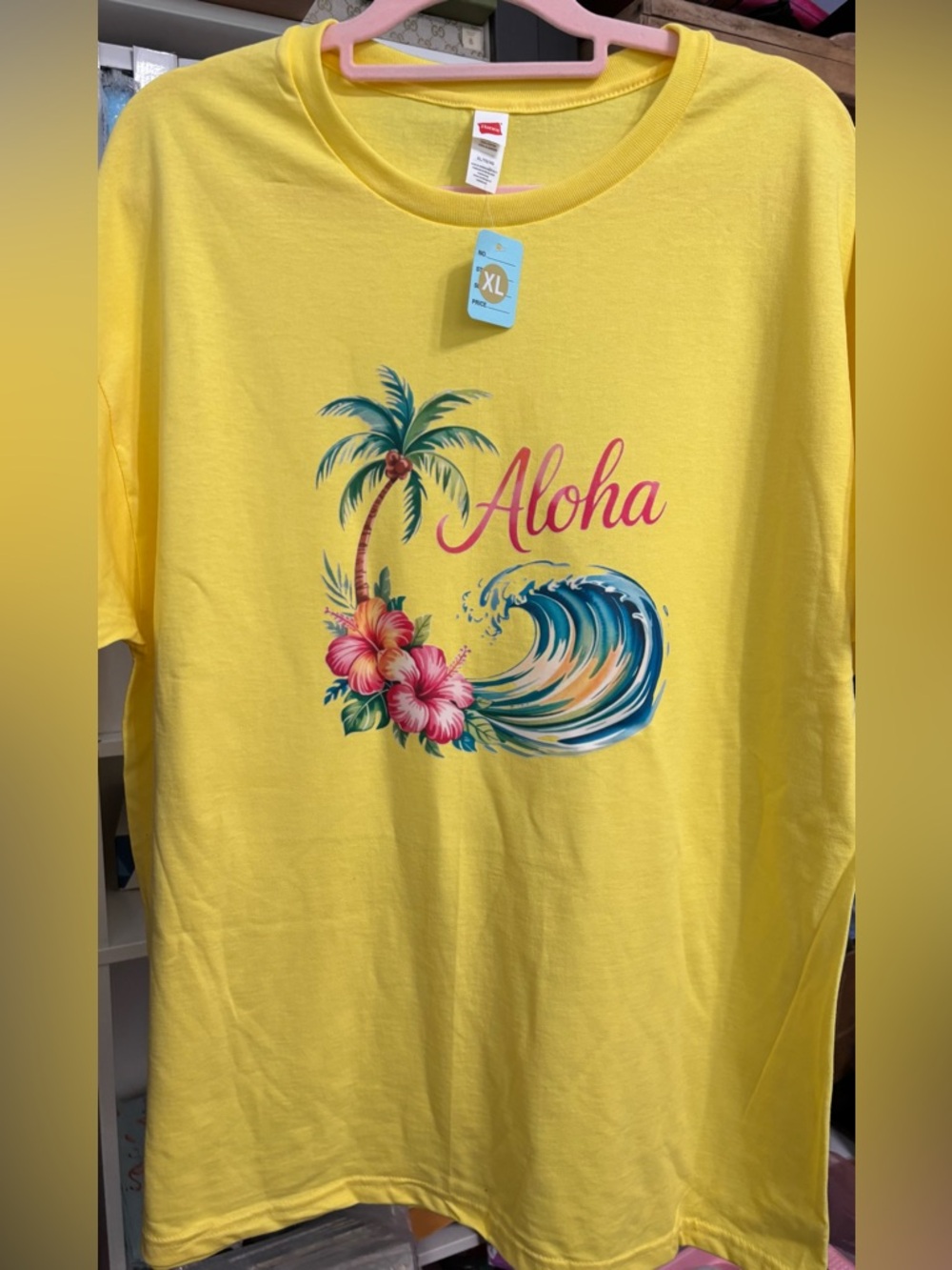 NEW Yellow "Aloha" Tropical Graphic Tee size XL